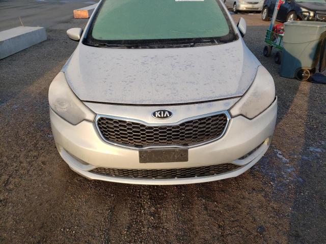 Photo 10 VIN: KNAFK4A67F5376170 - KIA FORTE 