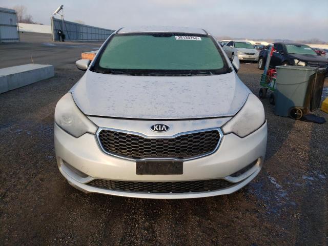 Photo 4 VIN: KNAFK4A67F5376170 - KIA FORTE 