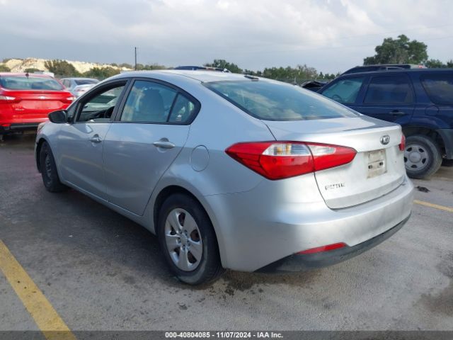 Photo 2 VIN: KNAFK4A67F5388108 - KIA FORTE 