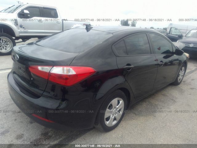 Photo 3 VIN: KNAFK4A67F5390862 - KIA FORTE 