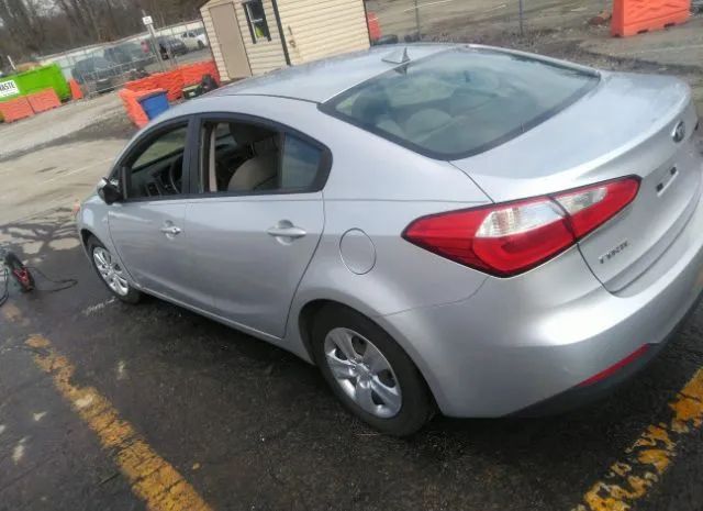 Photo 2 VIN: KNAFK4A67F5410124 - KIA FORTE 