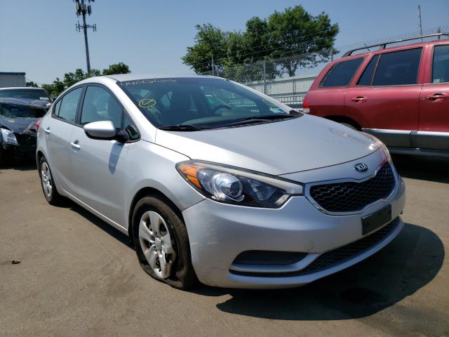 Photo 0 VIN: KNAFK4A67F5417638 - KIA FORTE LX 