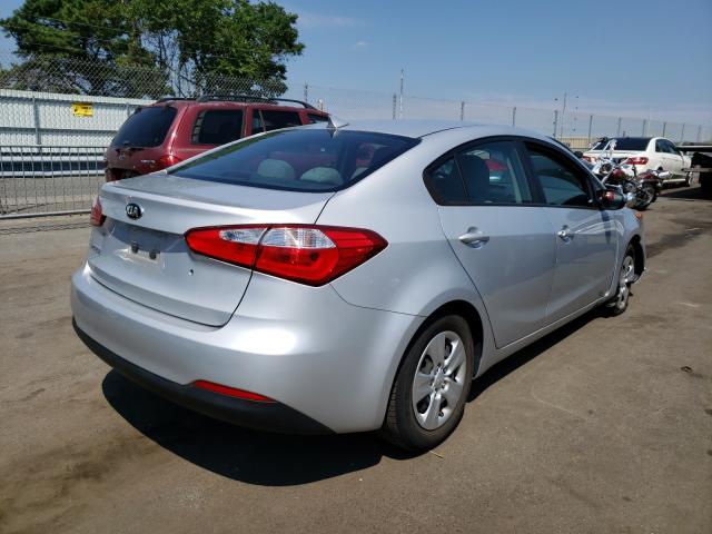 Photo 3 VIN: KNAFK4A67F5417638 - KIA FORTE LX 