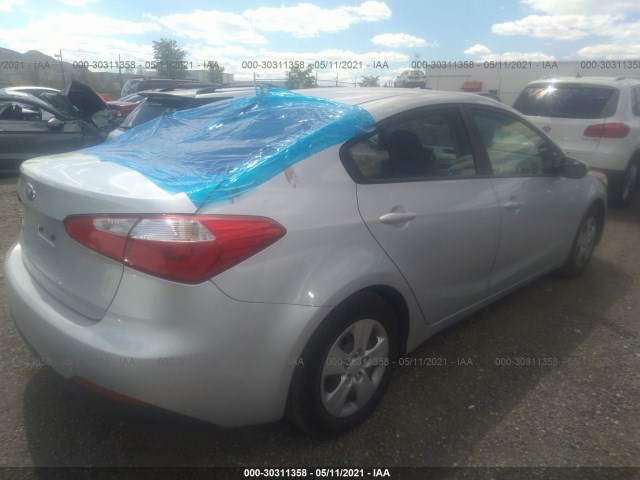 Photo 3 VIN: KNAFK4A67G5466291 - KIA FORTE 