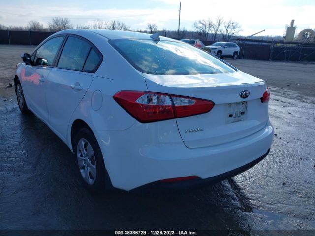 Photo 2 VIN: KNAFK4A67G5468218 - KIA FORTE 