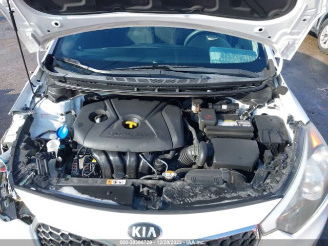 Photo 9 VIN: KNAFK4A67G5468218 - KIA FORTE 