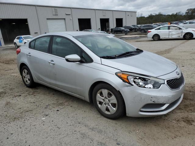 Photo 3 VIN: KNAFK4A67G5506482 - KIA FORTE LX 