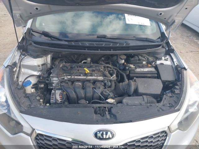 Photo 9 VIN: KNAFK4A67G5507485 - KIA FORTE 