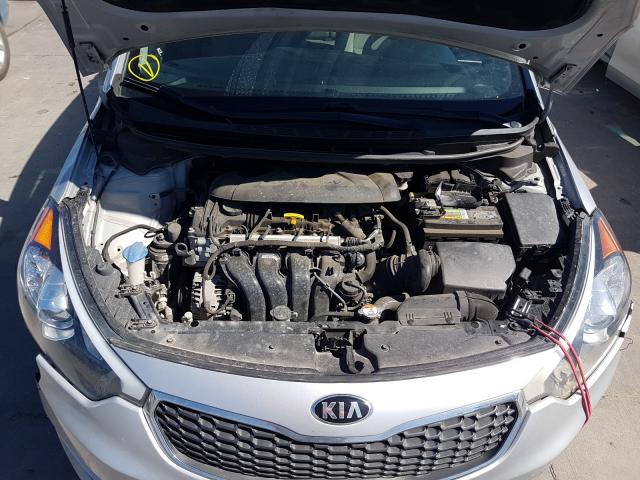 Photo 6 VIN: KNAFK4A67G5524237 - KIA FORTE LX 