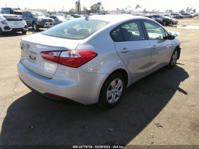 Photo 3 VIN: KNAFK4A67G5535741 - KIA FORTE 