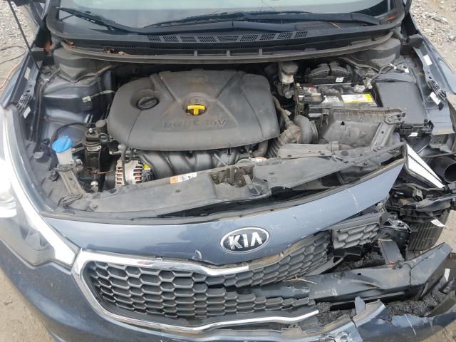 Photo 6 VIN: KNAFK4A67G5564043 - KIA FORTE LX 