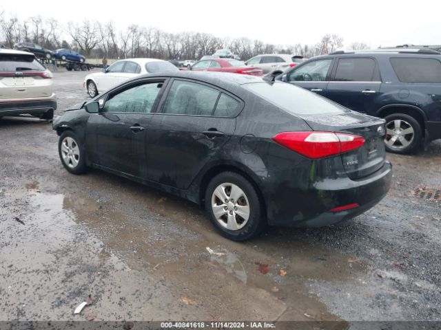 Photo 2 VIN: KNAFK4A67G5567587 - KIA FORTE 