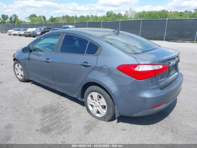 Photo 2 VIN: KNAFK4A67G5570909 - KIA FORTE 