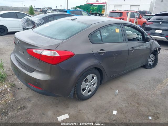 Photo 3 VIN: KNAFK4A68E5072067 - KIA FORTE 