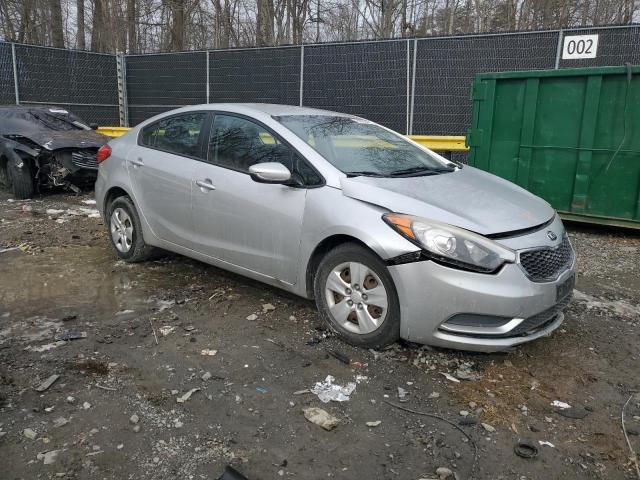 Photo 3 VIN: KNAFK4A68E5142411 - KIA FORTE 