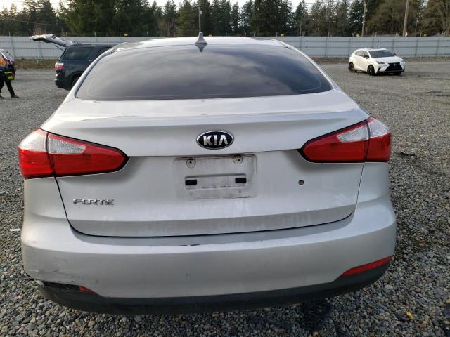 Photo 5 VIN: KNAFK4A68E5166109 - KIA FORTE LX 