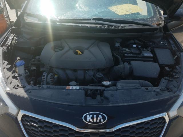 Photo 6 VIN: KNAFK4A68E5178857 - KIA FORTE LX 