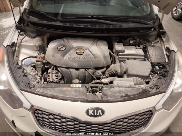 Photo 9 VIN: KNAFK4A68F5265921 - KIA FORTE 