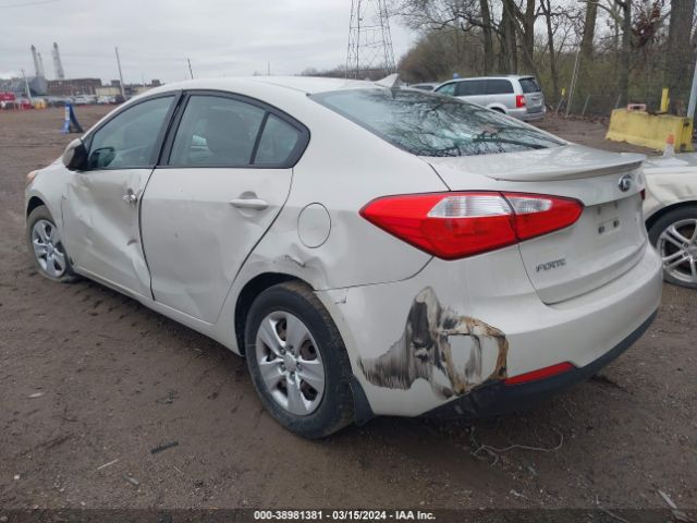 Photo 2 VIN: KNAFK4A68F5291449 - KIA FORTE 