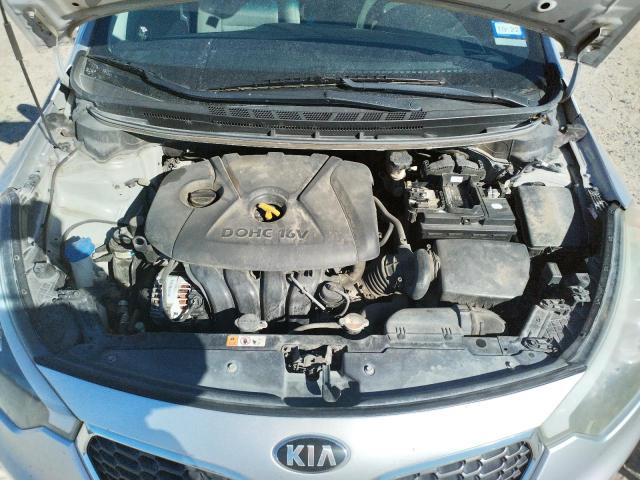 Photo 6 VIN: KNAFK4A68F5293167 - KIA FORTE LX 