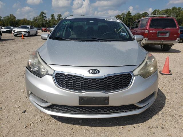 Photo 4 VIN: KNAFK4A68F5298756 - KIA FORTE 