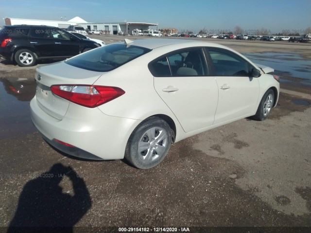 Photo 3 VIN: KNAFK4A68F5335384 - KIA FORTE 