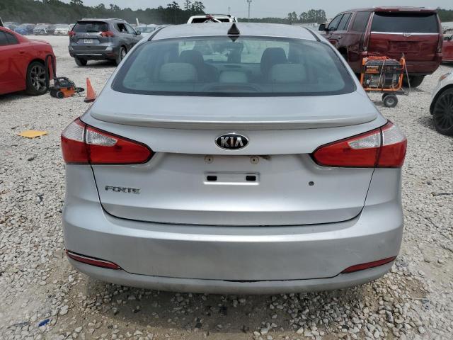 Photo 5 VIN: KNAFK4A68F5346613 - KIA FORTE 