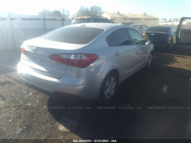 Photo 3 VIN: KNAFK4A68F5425926 - KIA FORTE 