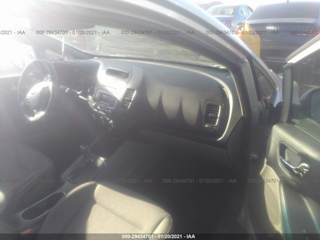 Photo 4 VIN: KNAFK4A68F5425926 - KIA FORTE 