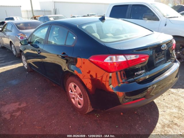 Photo 2 VIN: KNAFK4A68F5429071 - KIA FORTE 