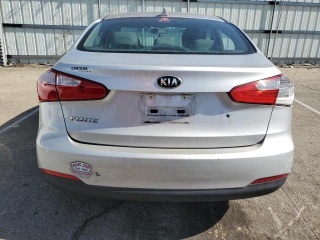 Photo 5 VIN: KNAFK4A68F5431791 - KIA FORTE LX 