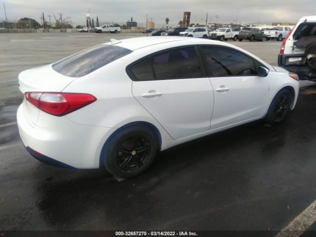 Photo 3 VIN: KNAFK4A68G5449662 - KIA FORTE 