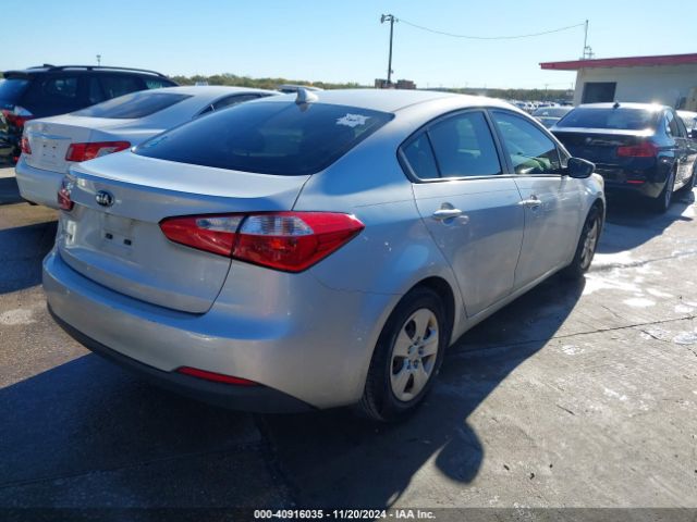 Photo 3 VIN: KNAFK4A68G5514736 - KIA FORTE 