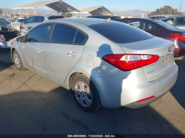 Photo 2 VIN: KNAFK4A68G5565301 - KIA FORTE 