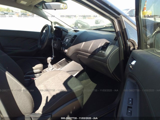 Photo 4 VIN: KNAFK4A68G5566223 - KIA FORTE 