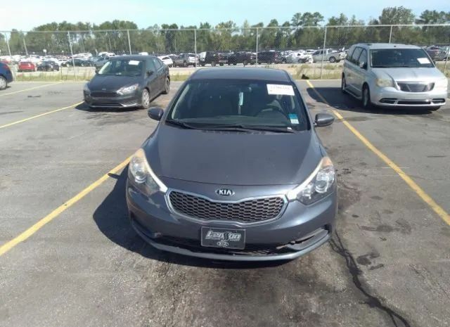 Photo 5 VIN: KNAFK4A68G5570028 - KIA FORTE 