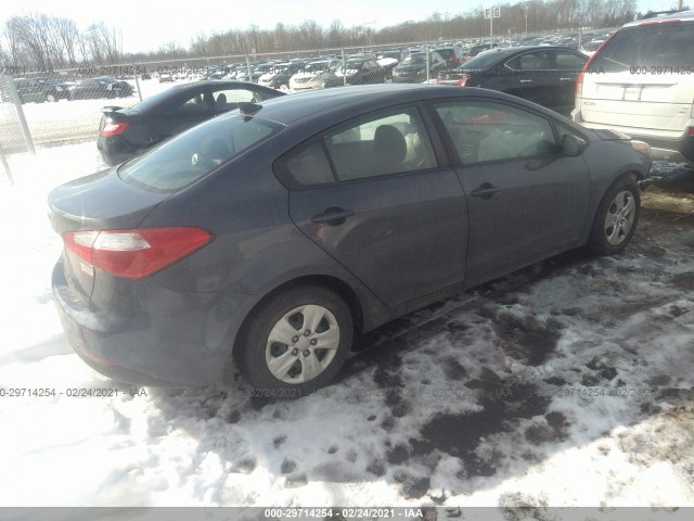 Photo 3 VIN: KNAFK4A68G5584575 - KIA FORTE 