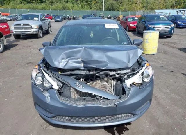 Photo 5 VIN: KNAFK4A68G5613962 - KIA FORTE 