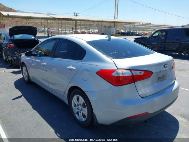 Photo 2 VIN: KNAFK4A68G5619101 - KIA FORTE 