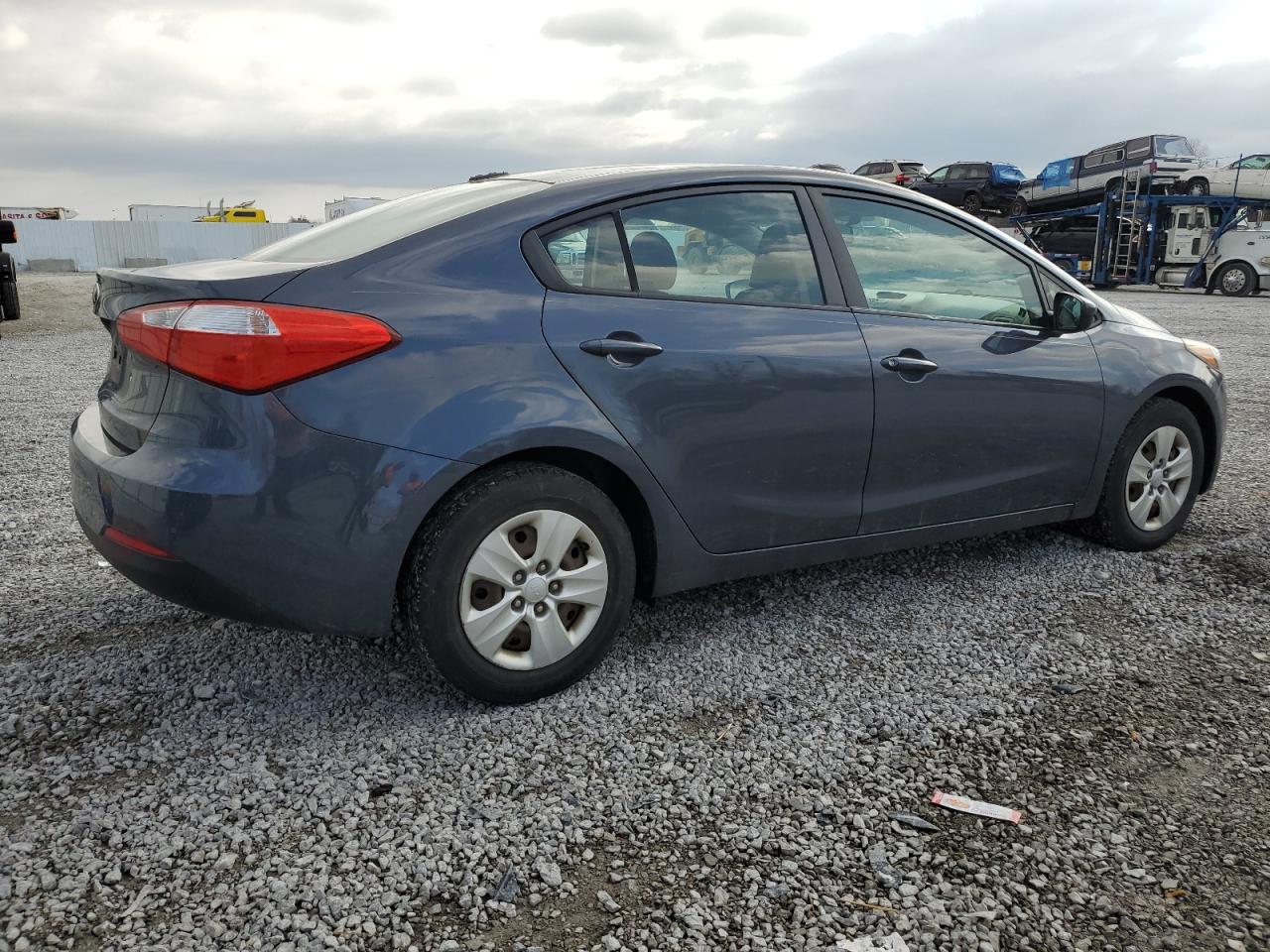 Photo 2 VIN: KNAFK4A69E5064463 - KIA FORTE 