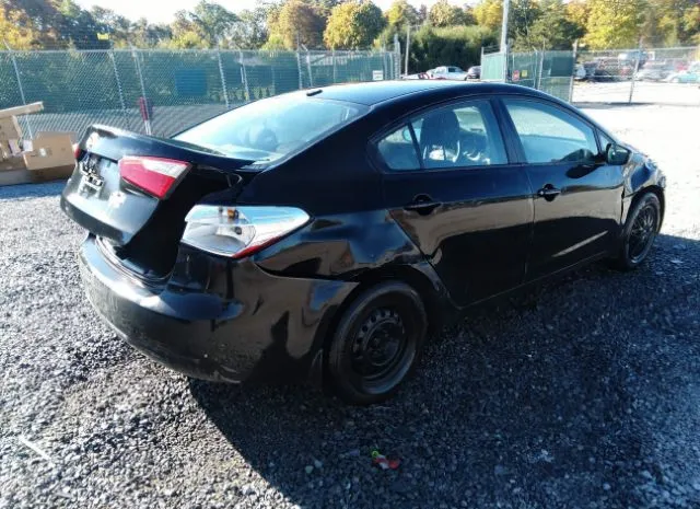 Photo 3 VIN: KNAFK4A69E5146886 - KIA FORTE 