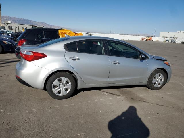 Photo 2 VIN: KNAFK4A69E5149030 - KIA FORTE LX 