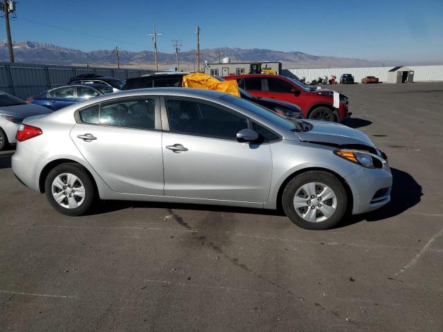 Photo 3 VIN: KNAFK4A69E5149030 - KIA FORTE LX 