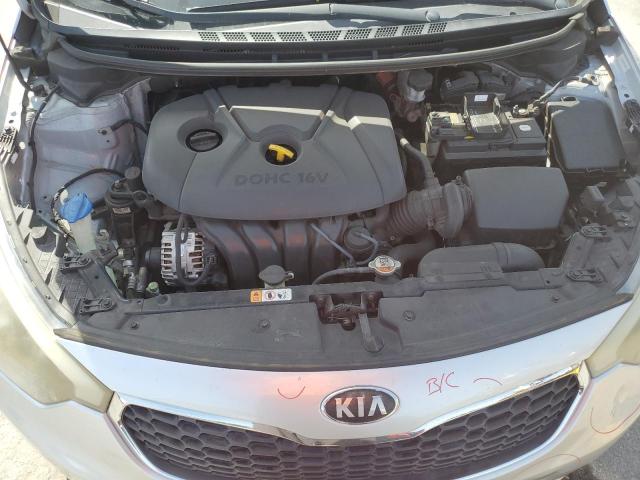 Photo 10 VIN: KNAFK4A69E5183372 - KIA FORTE 