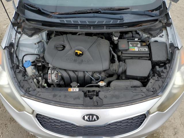 Photo 10 VIN: KNAFK4A69E5184070 - KIA FORTE LX 