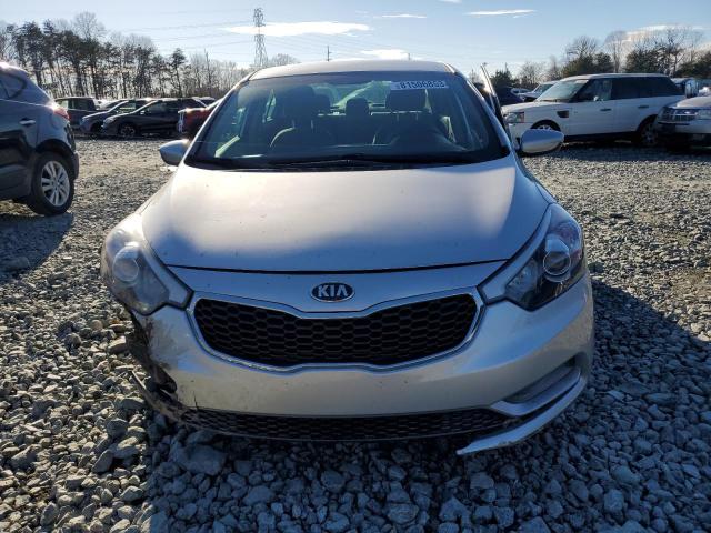 Photo 4 VIN: KNAFK4A69E5192640 - KIA FORTE 