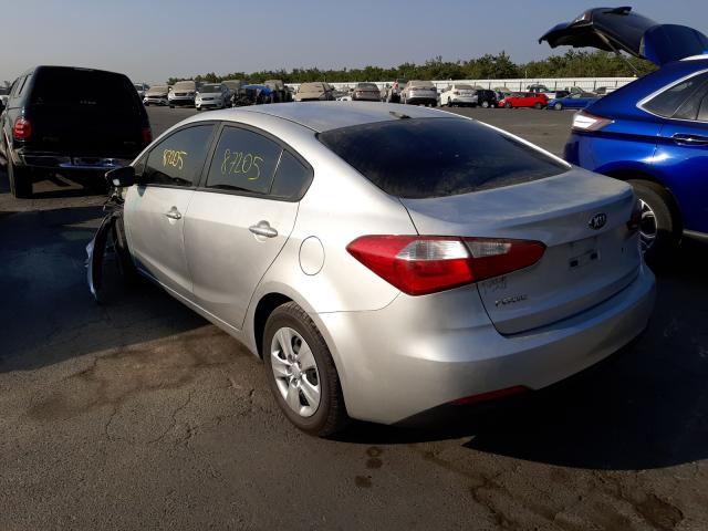 Photo 2 VIN: KNAFK4A69F5263773 - KIA FORTE LX 