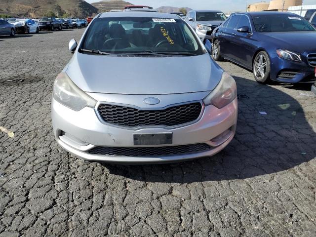 Photo 4 VIN: KNAFK4A69F5271341 - KIA FORTE LX 