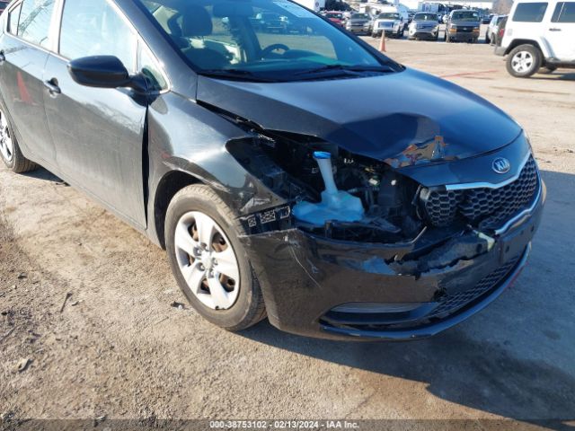 Photo 5 VIN: KNAFK4A69F5292450 - KIA FORTE 