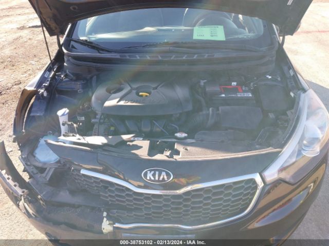 Photo 9 VIN: KNAFK4A69F5292450 - KIA FORTE 